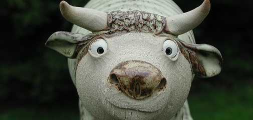  pottery bulls 