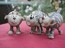  Collectable Miniature Pottery Leggy Cat - standing 
