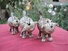  Collectable Miniature Pottery Leggy Cat - standing 