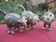  Collectable Miniature Pottery Leggy Cat - standing 