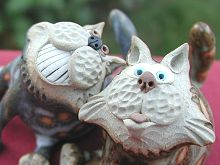  Collectable Miniature Pottery Leggy Cat - seated 