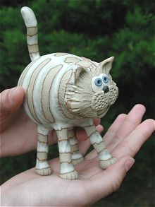  Pottery Leggy Cat - standing 