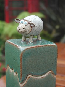  Pottery Animal Box 
