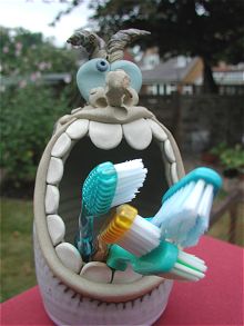  Toothbrush Holder 