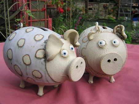  pottery pigs 